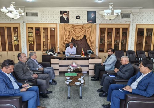 نشست فرماندار شهرستان اسلام آباد غرب با معاون مدیر کل دامپزشکی استان کرمانشاه