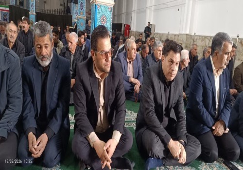 حضور شهردار و پرسنل شهرداری اسلام آباد غرب ،در مراسم یادبود شهدای حادثه اخیر